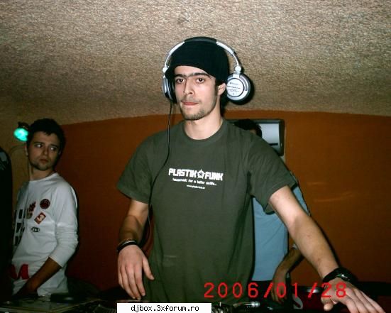 Dj Sss...pic! - Nu prea ma stie lumea,dar e timp si de - DJs