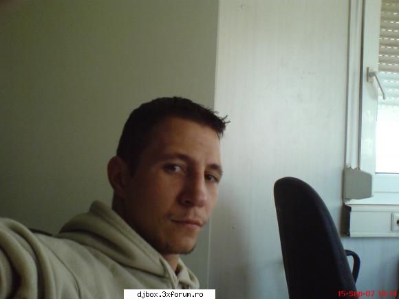 Perle din dialogurile de pe Yahoo Messenger - Foarte tare frate asta nici nu - Perle DJi sau asa zisi DJi